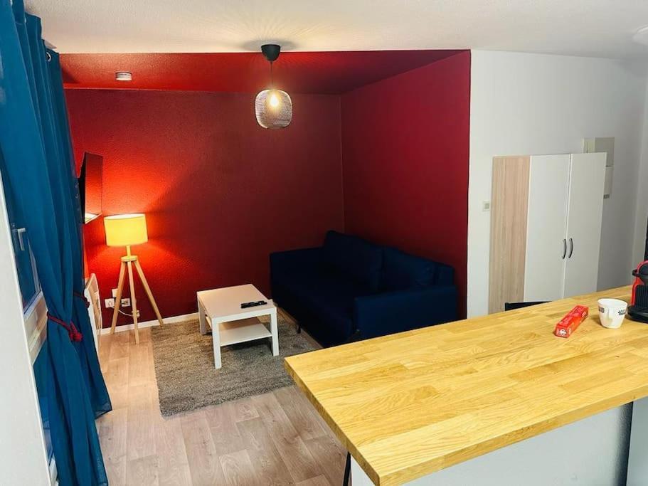 Studio Centre Avec Wifi Apartman Mulhouse Kültér fotó